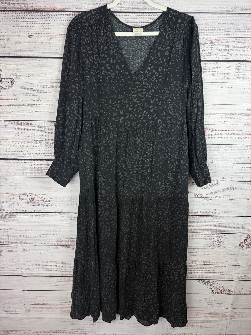 a new day Black Long Sleeve V-Neck Leopard Print Midi Dress - Picture 2 of 8